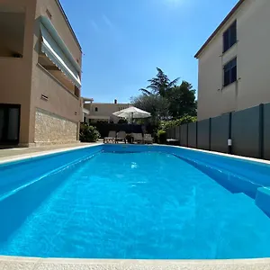 Borik Hills Apartment